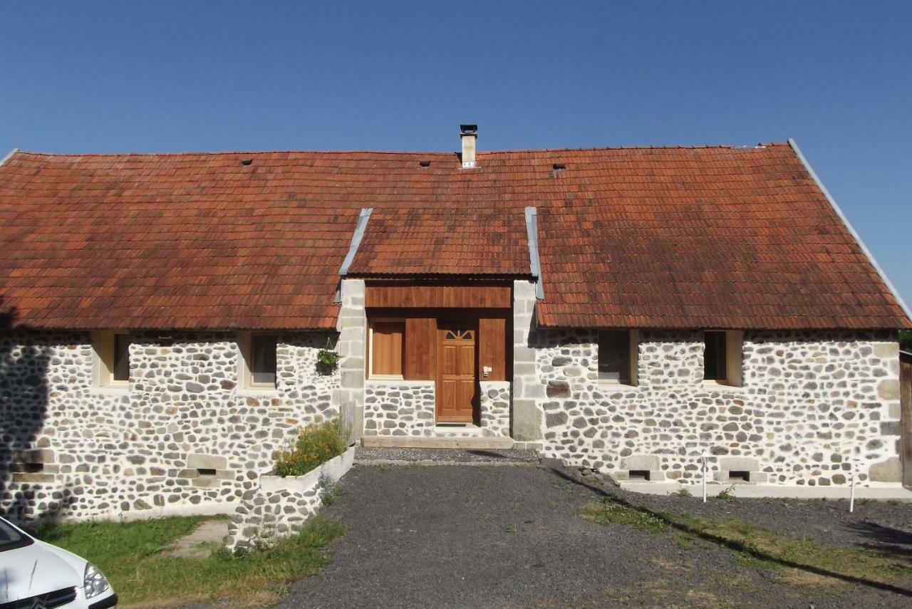 Апартаменты Le Bon Air Est Dans Le Pre Champagnac  Экстерьер фото